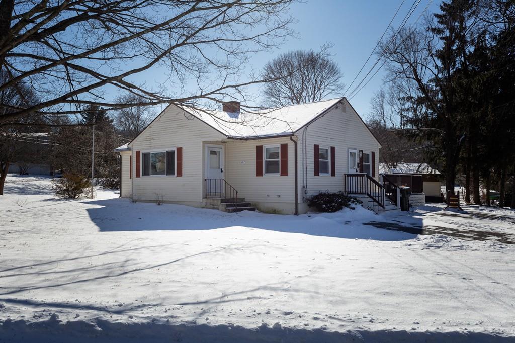 267 Essex St - Photo 1