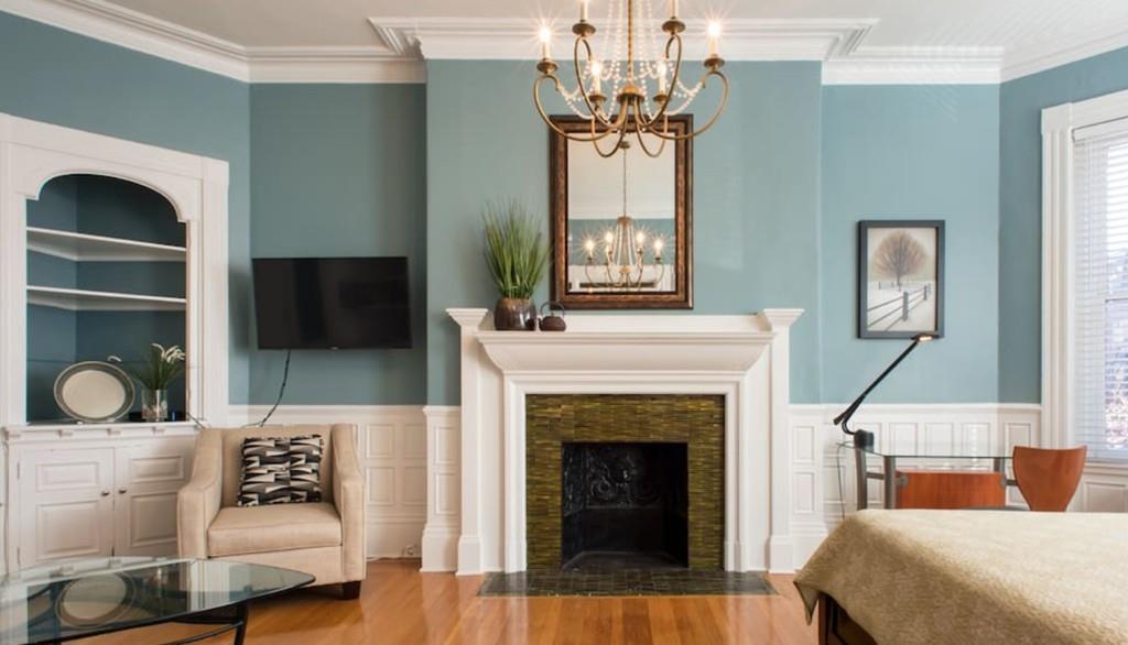 342 Commonwealth - Photo 1