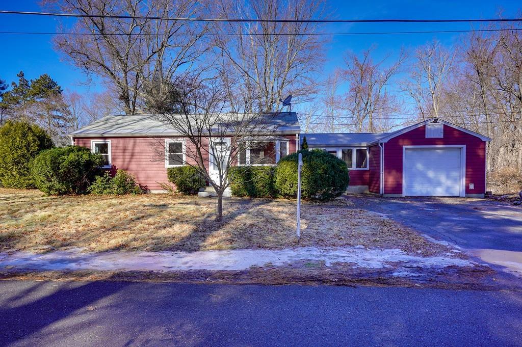 1 White Ave - Photo 1