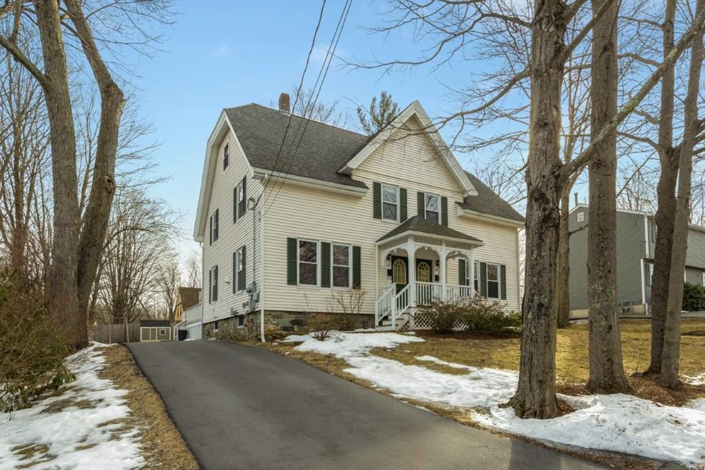 12 Middle St - Photo 1