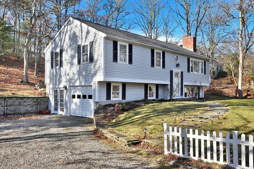 49 Fleetwood Path - Photo 1