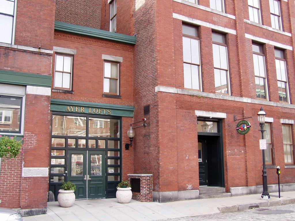 172 Middle - Photo 1