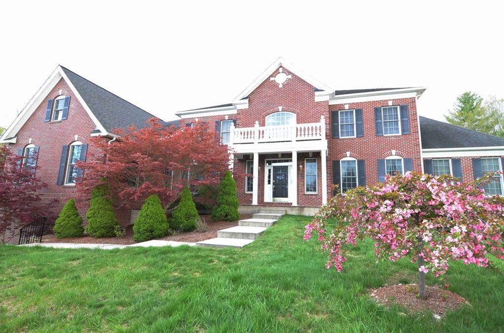 4 Summit Way - Photo 1