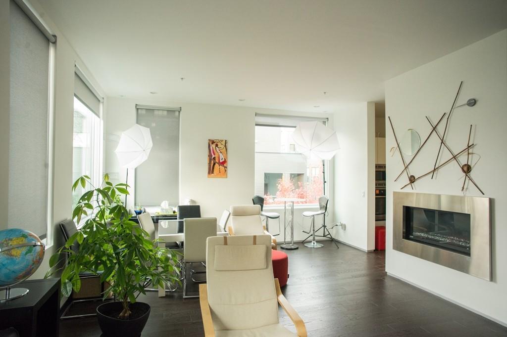 537 East First - Photo 1