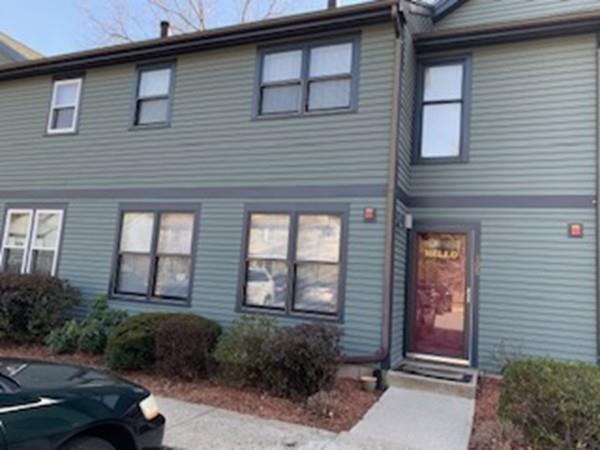 110 Dean St - Photo 1