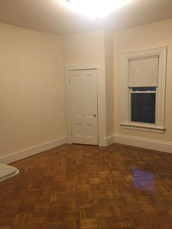 104 W Emerson St - Photo 1