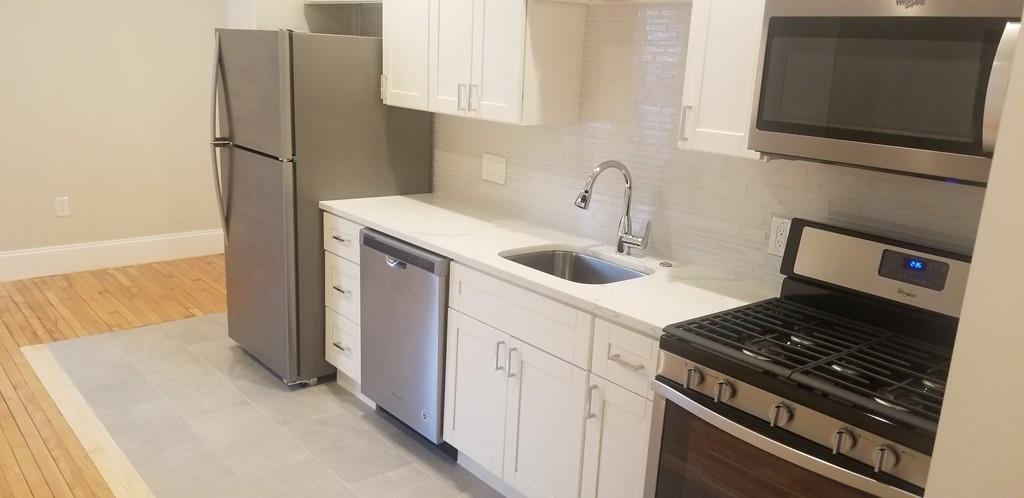 8 Gardner St - Photo 1