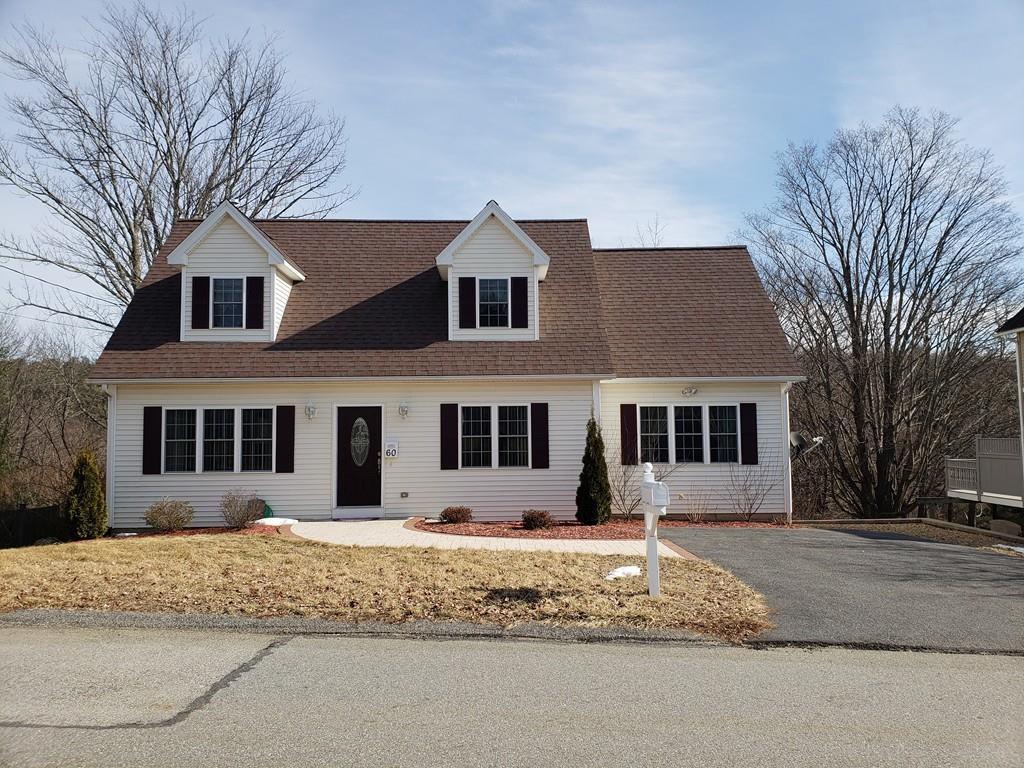 60 Lincoln St - Photo 1