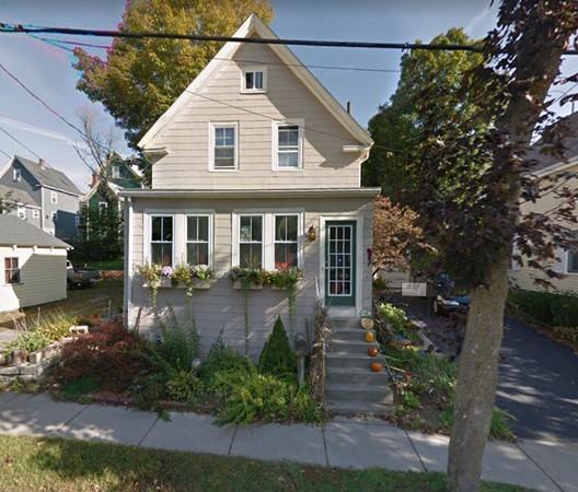57 Agassiz Ave - Photo 1