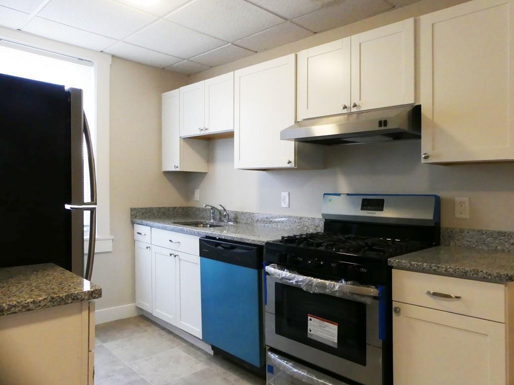 44 Oakland Ave - Photo 1