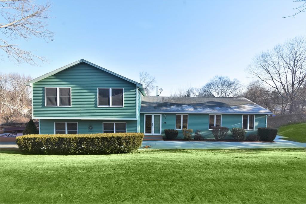 6 Overlook Drive - Photo 1