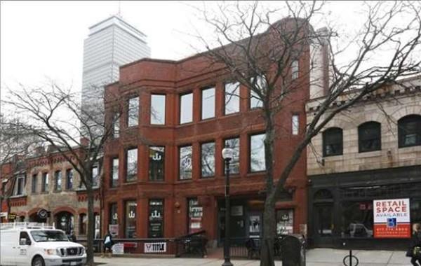338 Newbury St - Photo 1