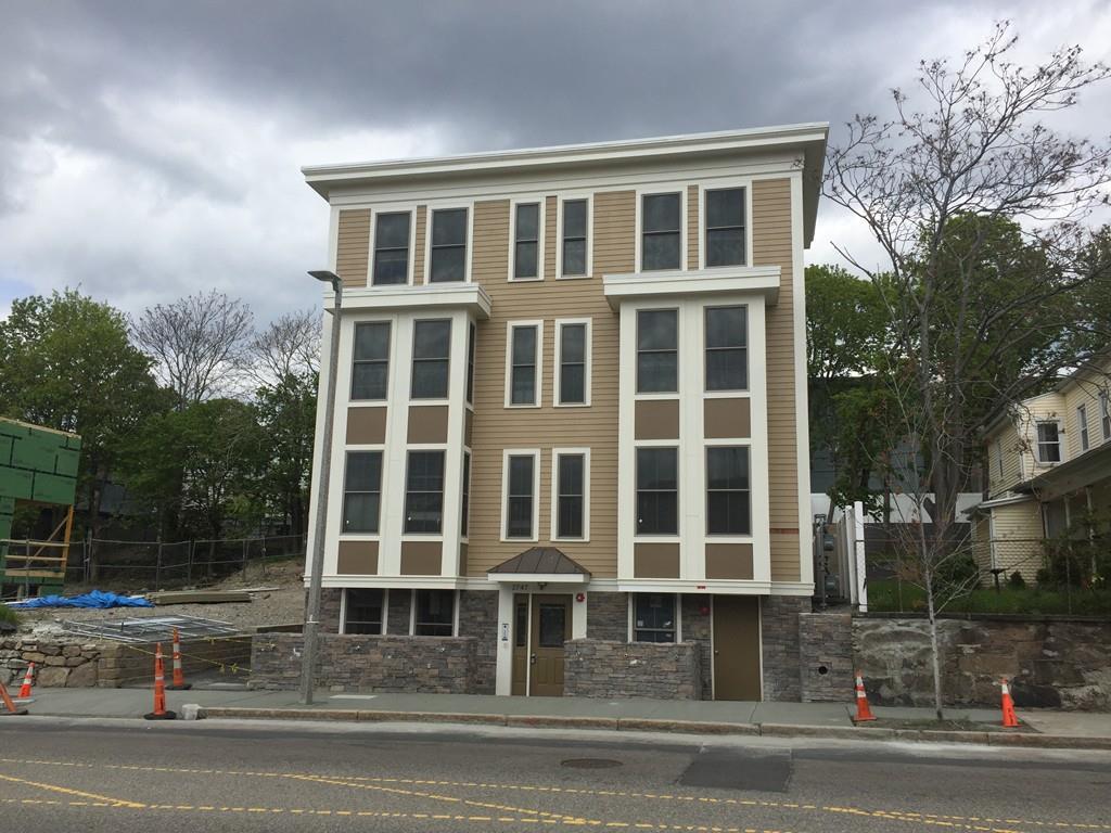 2747 Washington St. - Photo 1