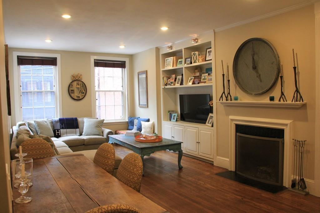 293 Beacon St - Photo 1