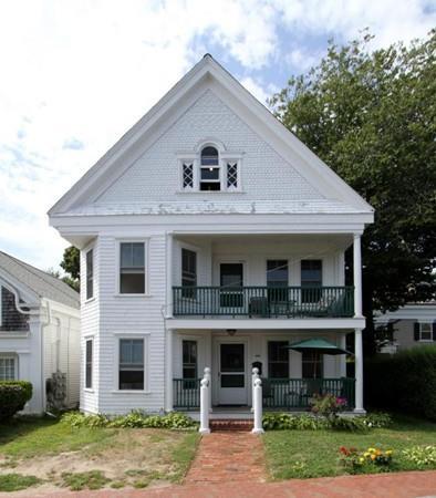 94 Commercial St - Photo 1