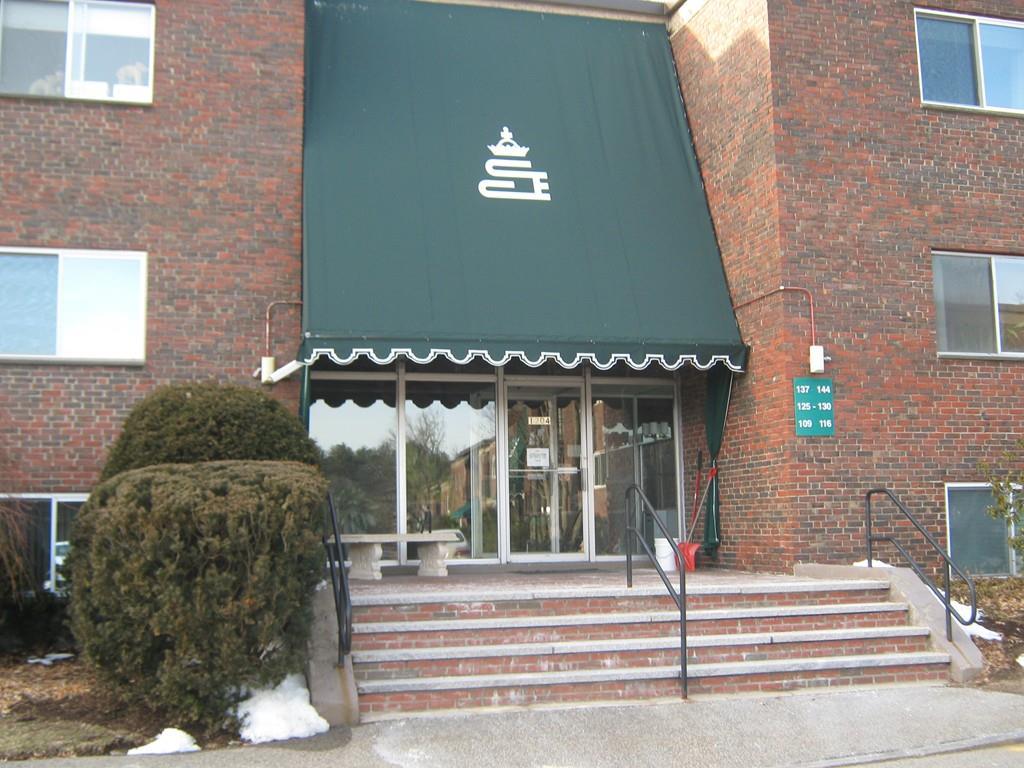 1204 Greendale Avenue - Photo 1