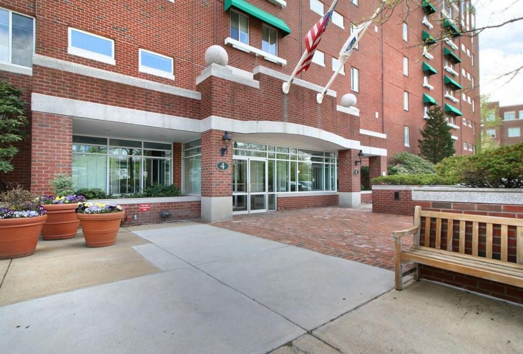 4 Canal Park - Photo 1