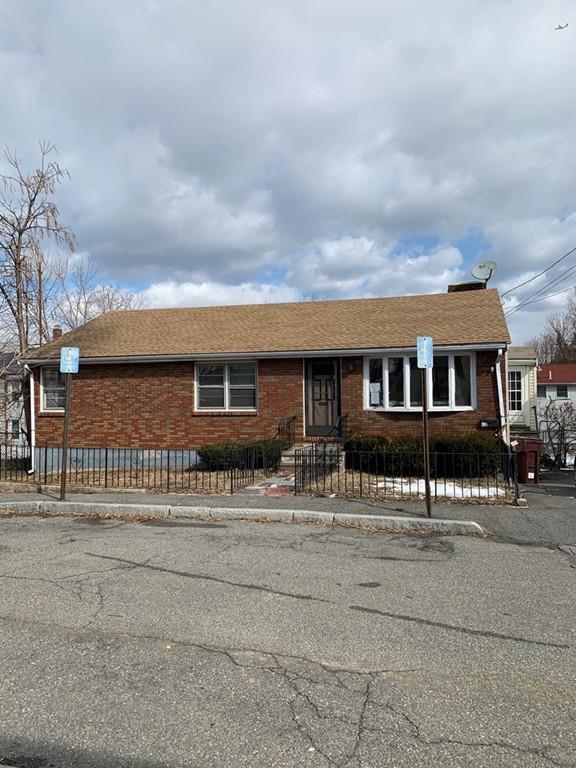 15 Russell Pl - Photo 1
