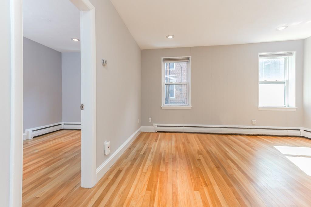 7 Aberdeen St - Photo 1