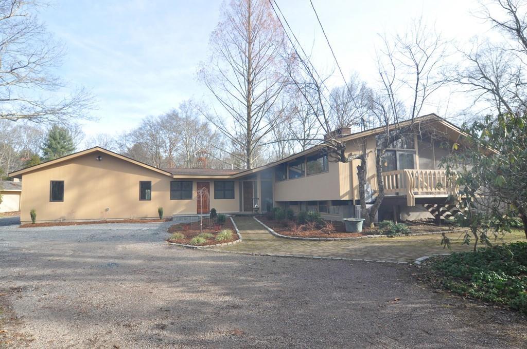 120 Hillside Av - Photo 1