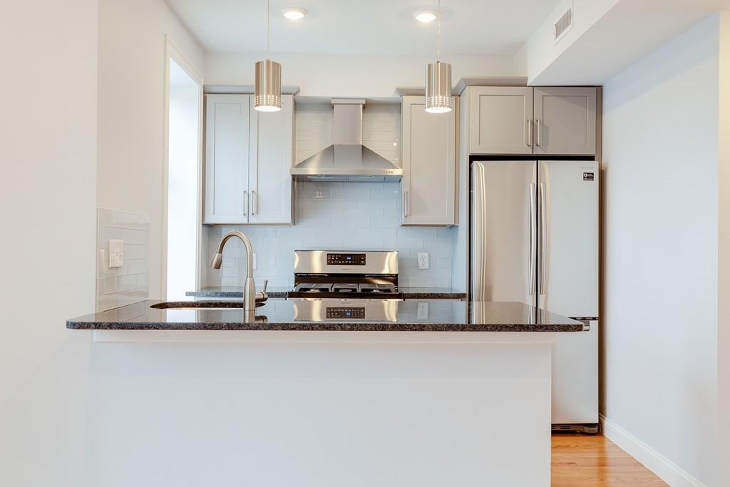 15 Kenilworth - Photo 1