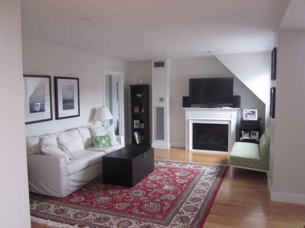 65 Chelsea Street - Photo 1