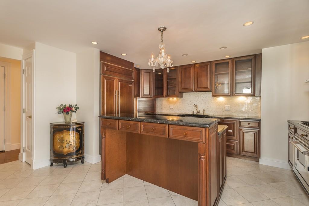 65 East India - Photo 1