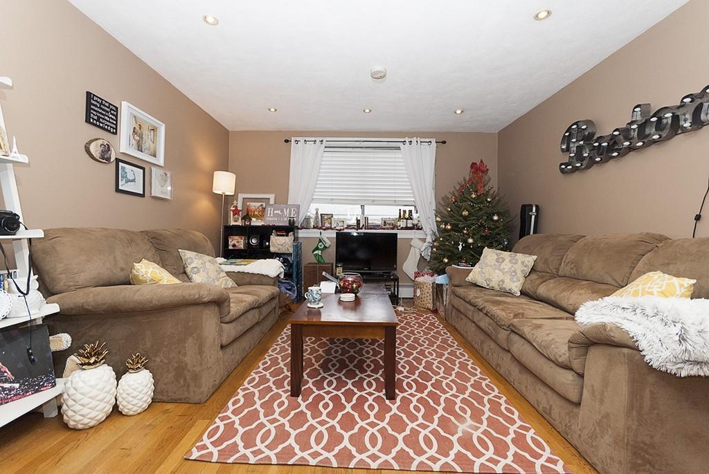 47 Gardner Street - Photo 1