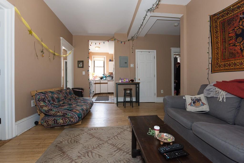 183 Harvard Ave - Photo 1