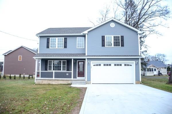 153 Roosevelt - Photo 1