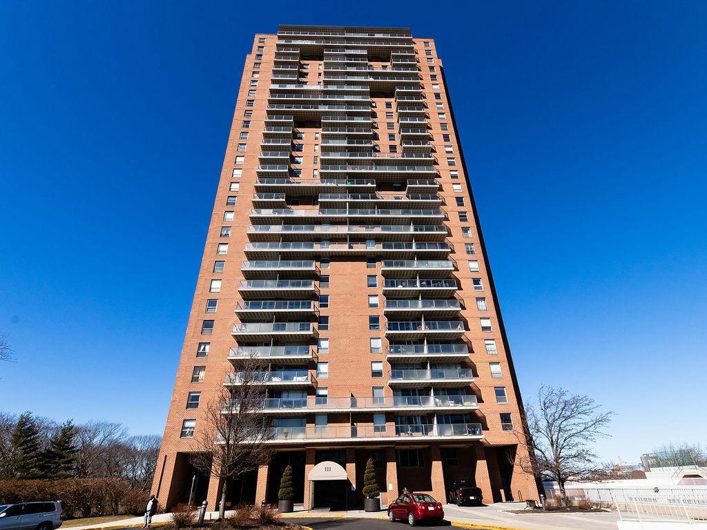 111 Perkins Street - Photo 1