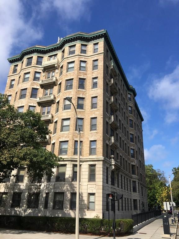 1180 Beacon - Photo 1