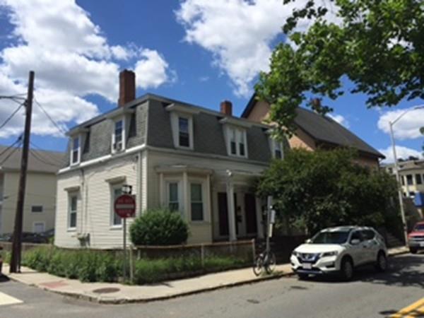 403-1 Putnam - Photo 1