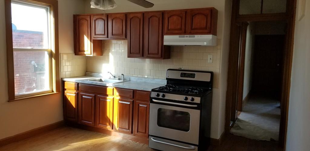 48 Monadnock St - Photo 1