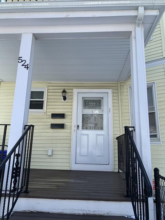 524 Pleasant Street - Photo 1