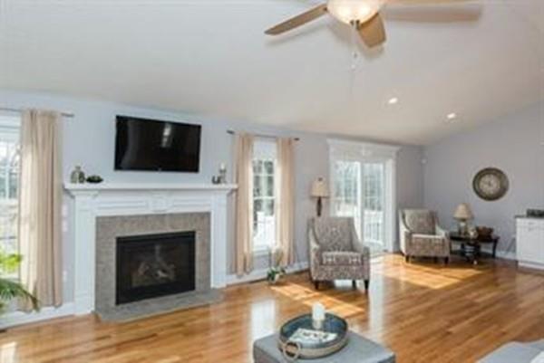 308 Miller St - Photo 1