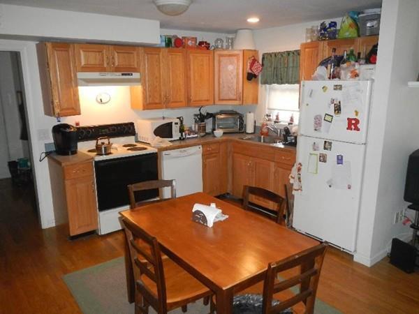 64 Hillside - Photo 1