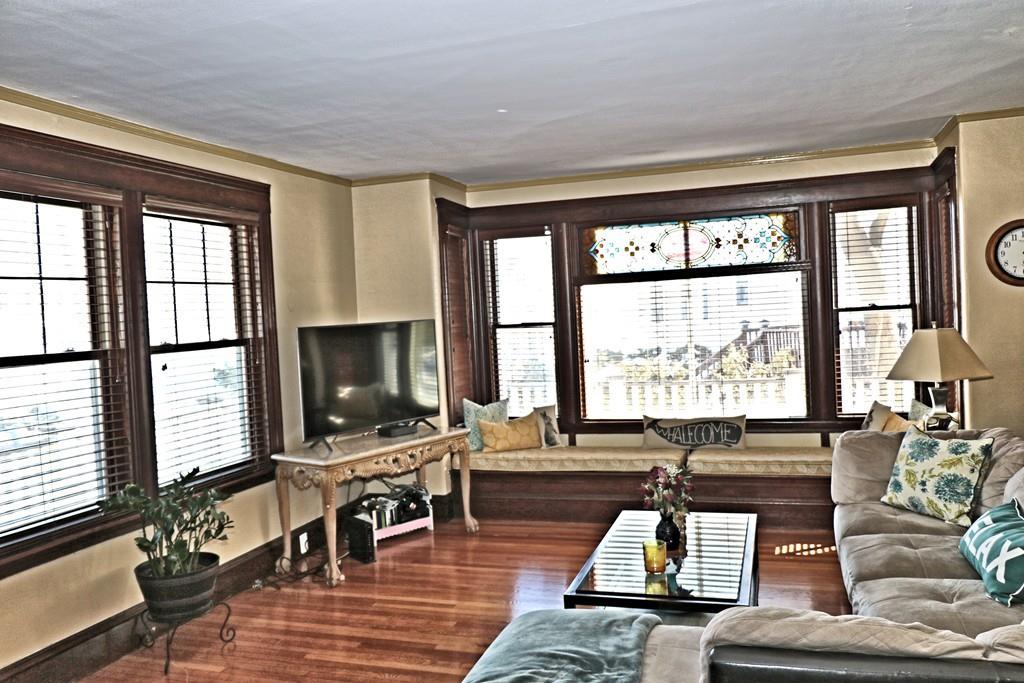 93 Crest Ave - Photo 1