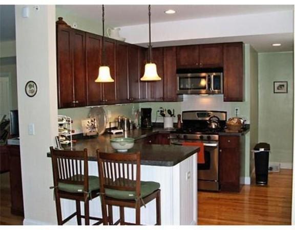 99 Hillside - Photo 1