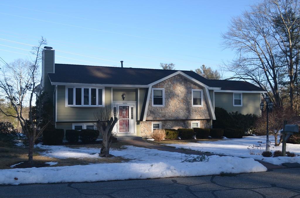 18 Robinhood Lane - Photo 1