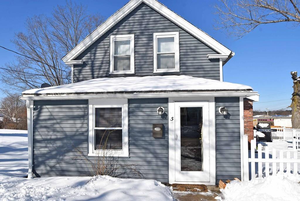 5 Forest St - Photo 1