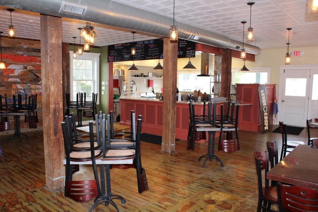 17 Railroad Avenue - Photo 1