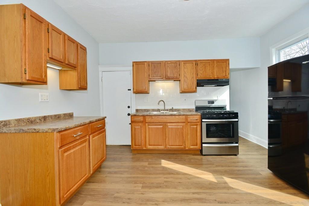 31 Duke St - Photo 1