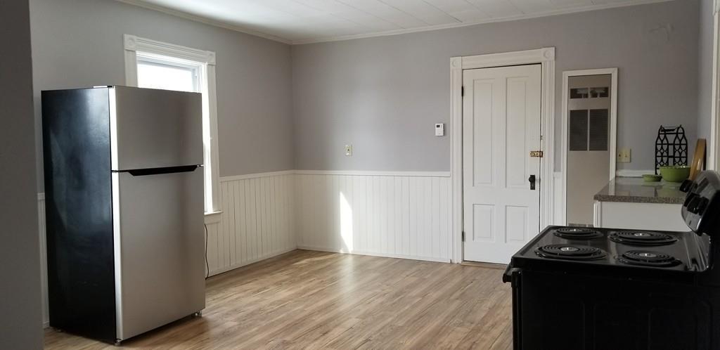 9 Pine St - Photo 1