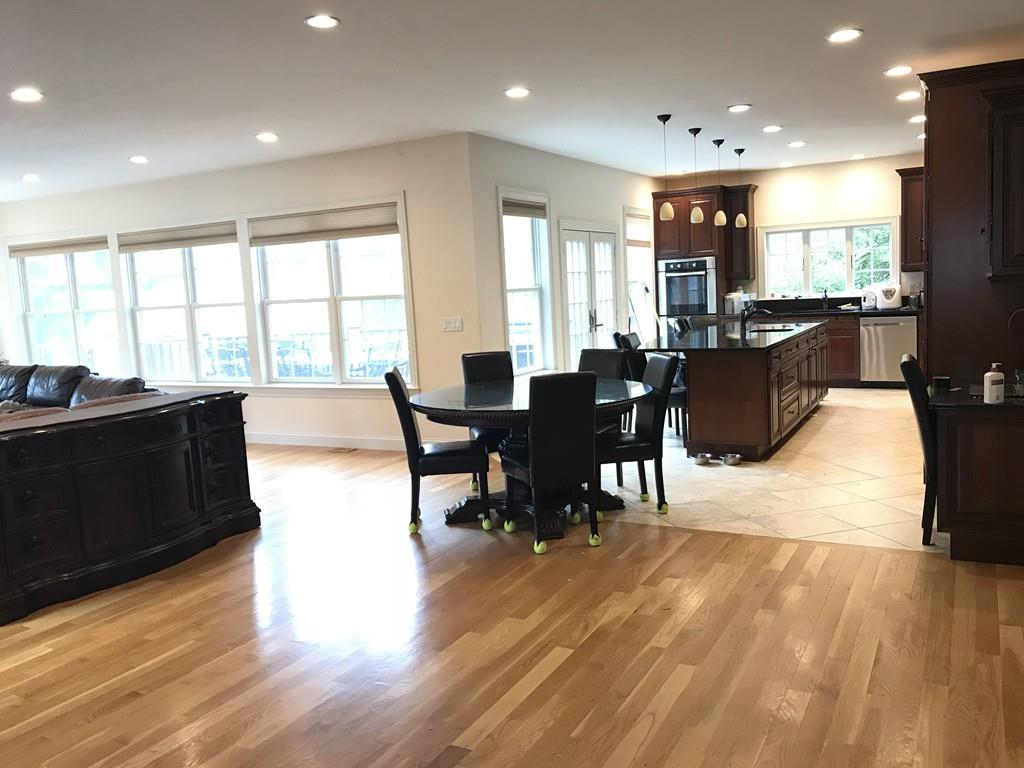 11 Roanoke Rd - Photo 1