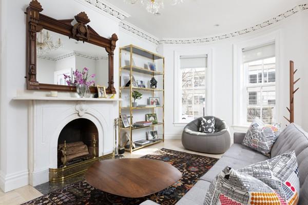 97 Warren Ave - Photo 1