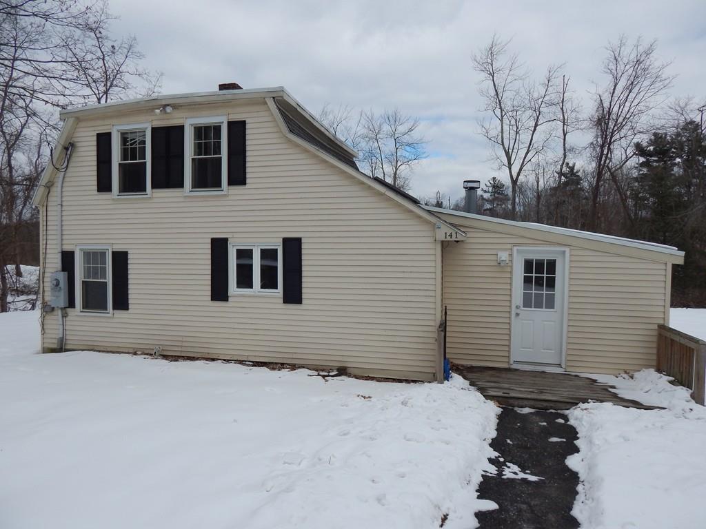 141 Tyngsboro Rd - Photo 1