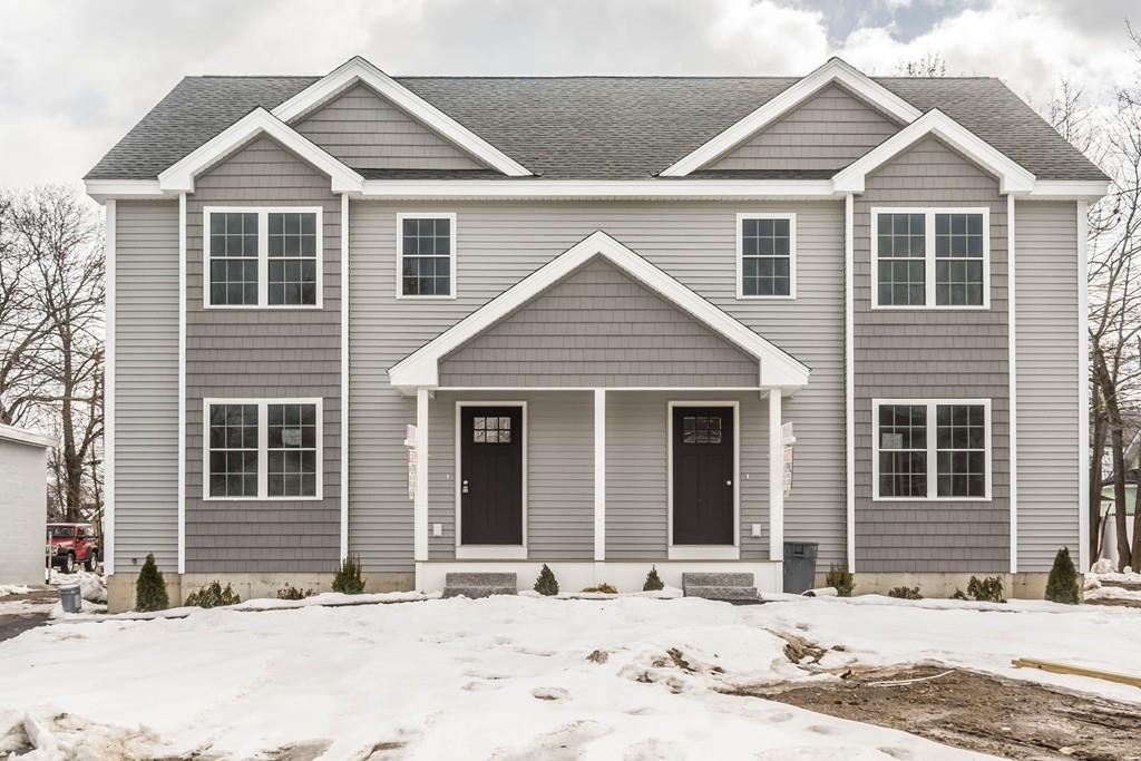 15 Peabody Avenue - Photo 1