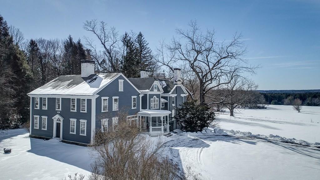 44 Farmers Row - Photo 1