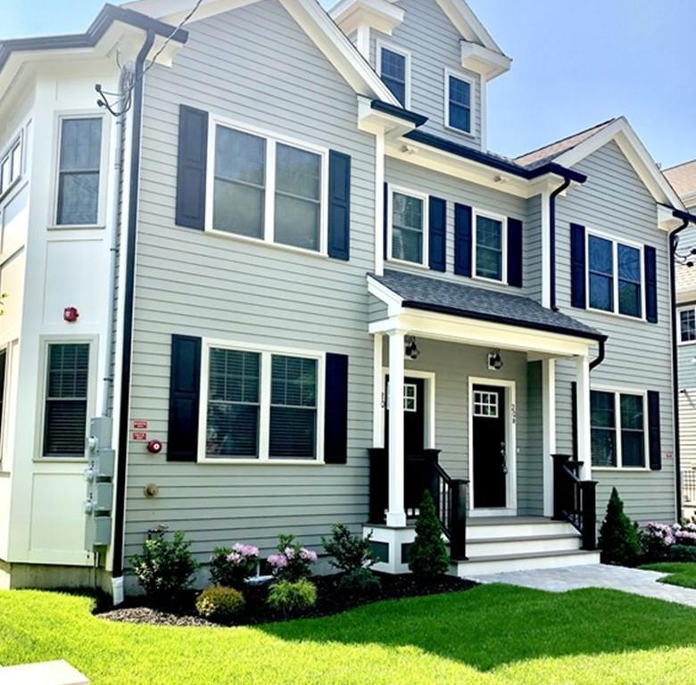 20A Hawthorne - Photo 1